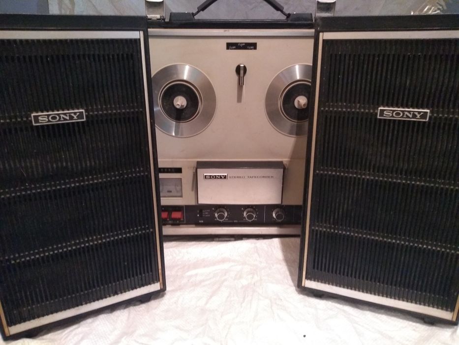 Tapecorder ,,SONY TC --252 ,, Tokyo ,Japan .
