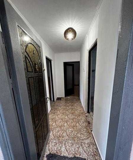Vand apartament 3 camere 1 decembrie-Ilfov