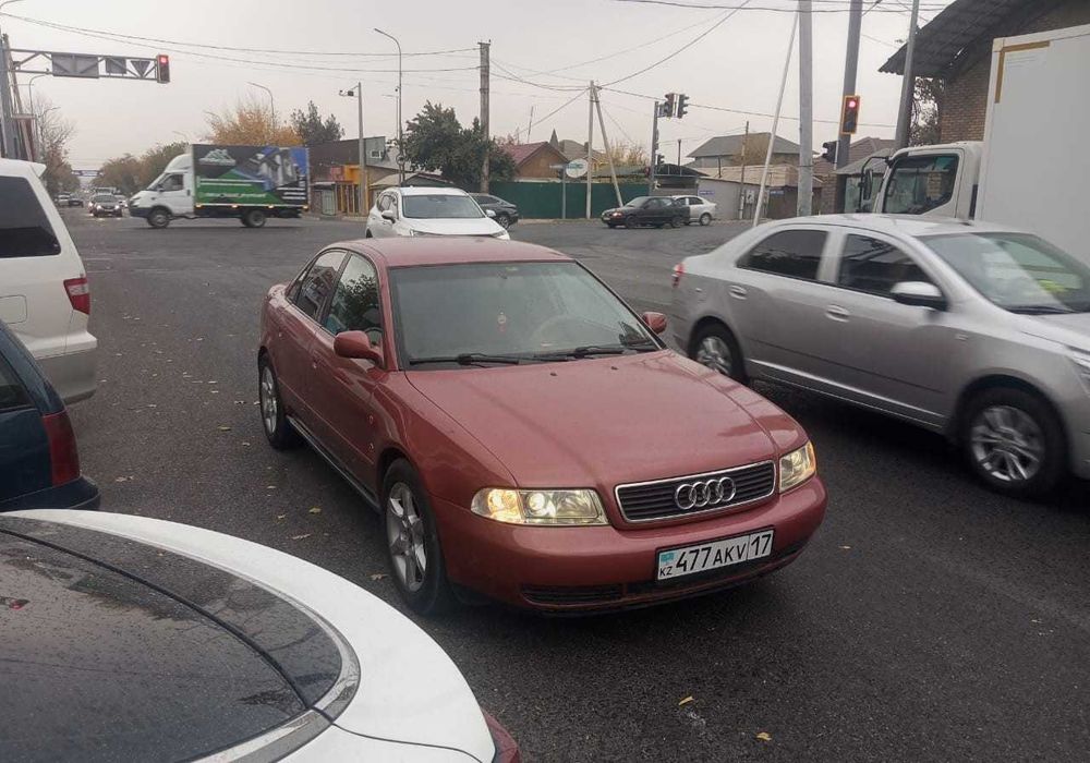 Audi A4 B5 1.8 20V ADR 125 л.с. автомат газ-бензин в Шымкенте