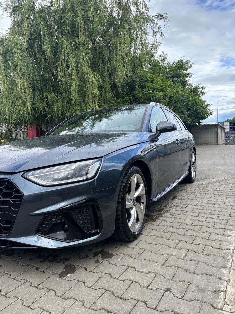 De vanzare Audi A4 Avant 3.0 tdi Mild-Hybrid