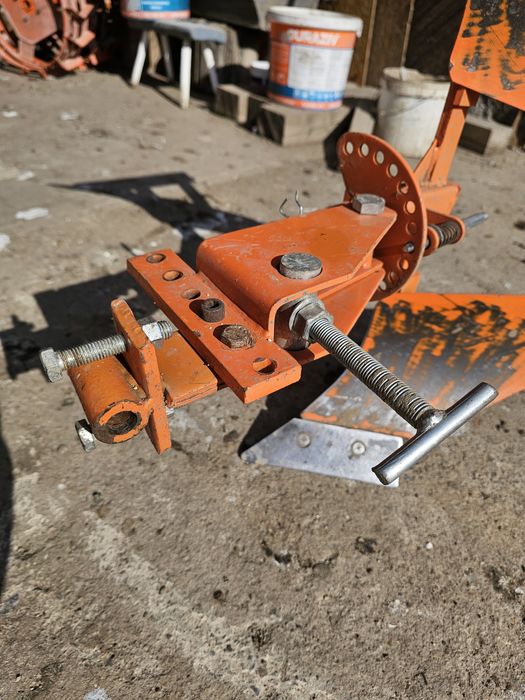 Vand plug motocultor