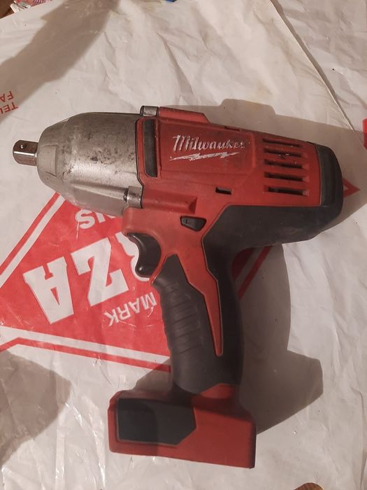 Milwaukee pisto împac 1/2