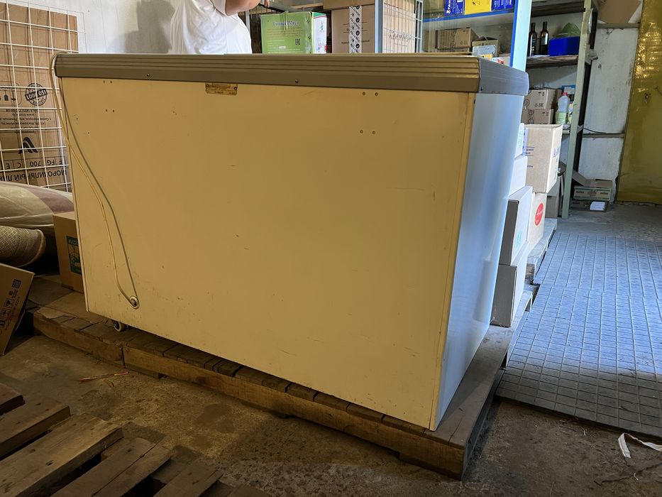 Продам морозильную камеру б/у