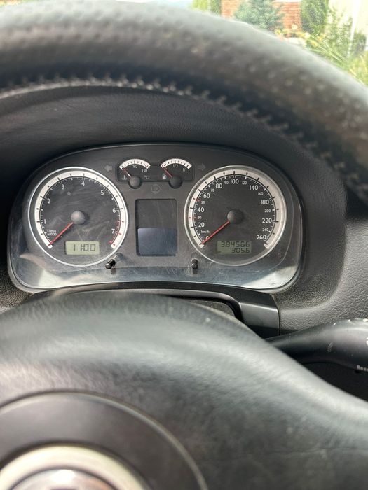 Vând Golf IV  Benzină +GPL