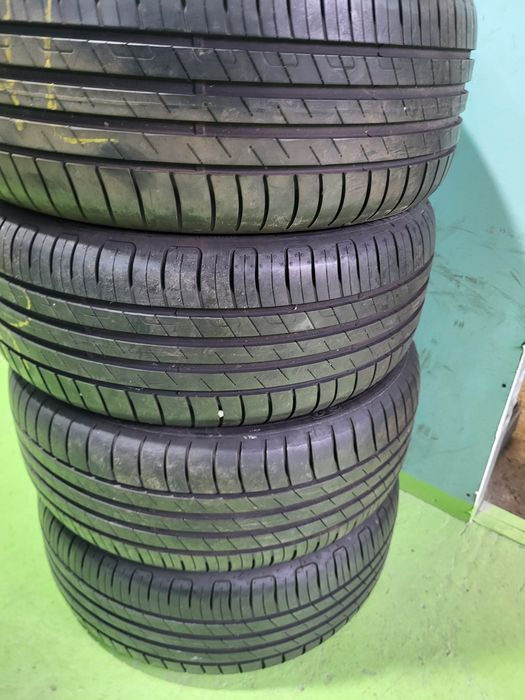 4 бр летни 225/50/17 Goodyear