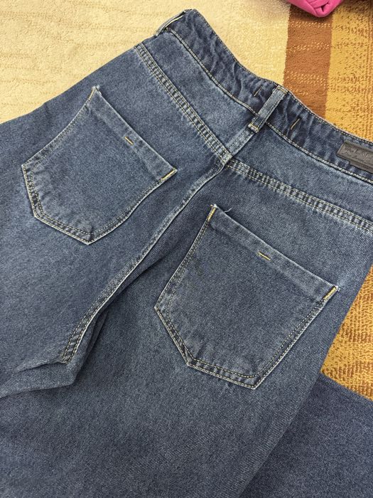 Джинсы разного варианта
