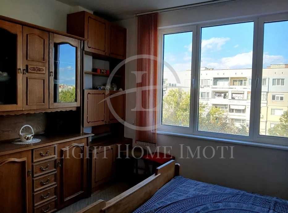 Продава се Тристаен апартамент в Пловдив, Кючук Париж - 135 кв.м за 1111 €/кв.м - Снимка #1