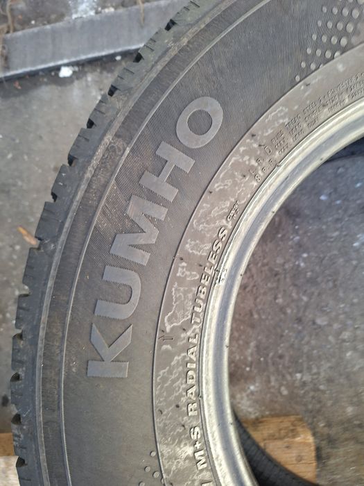 DOT 2023! 2бр 225 70 15C Kumho protran