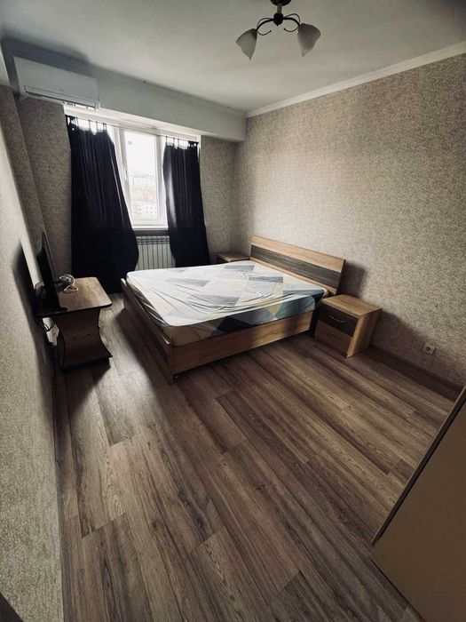 Дава се под наем Двустаен апартамент в София, Полигона - 69 кв.м за 425 € - Снимка #1