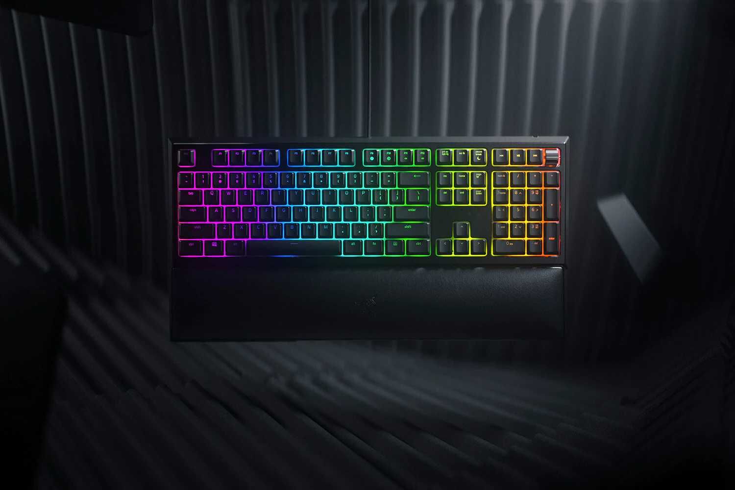 Tastatura Gaming semi-mecanica RAZER Ornata V2 noua sigilata