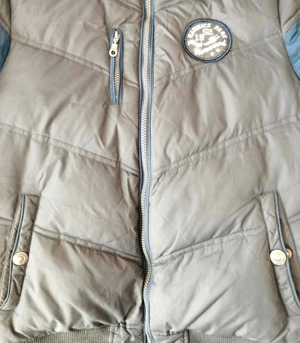 Geacă bărbătească călduroasă pentru iarnă