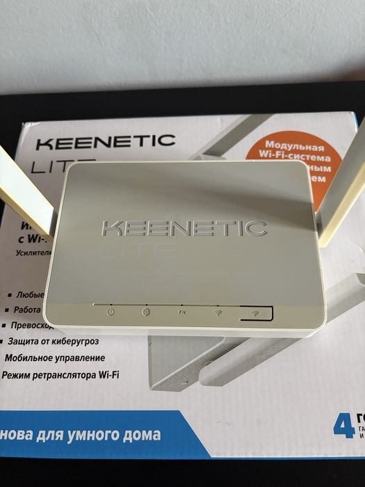 Wi-Fi роутер Keenetic Lite KN-1311