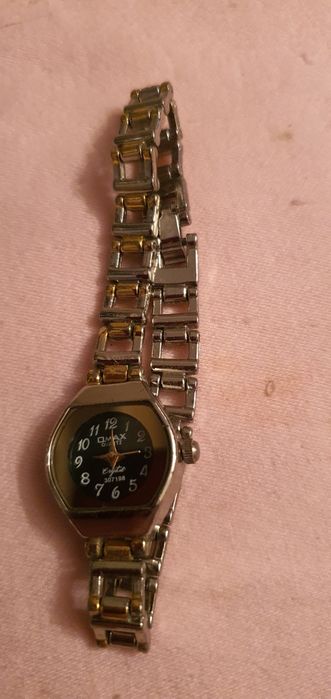 Часы наручные  женские ,1000 тенге