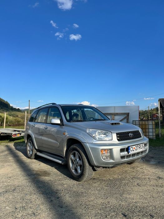 Autoturism Toyota RAV4
