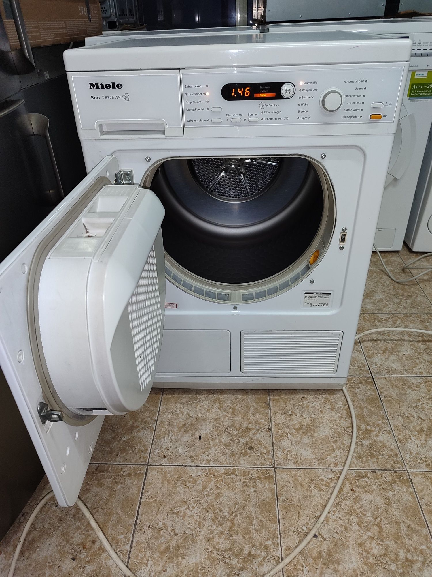 Сушилня Miele T8826WP - 7-8кг. Термопомпа А+