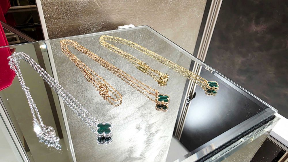 Van Cleef & Arpels VCA Sweet Alhambra Green Malachite Дамско Колие