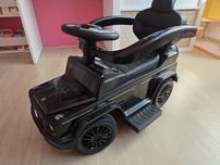 Ride-on количка с дръжка MERCEDES BENZ