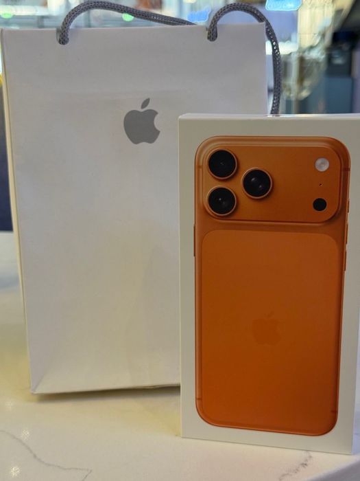 Продам IPhone 17 Pro Max