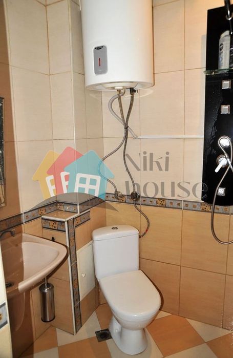 Продава се Четиристаен апартамент в Варна, Зимно кино Тракия - 96 кв.м за 1875 €/кв.м - Снимка #5