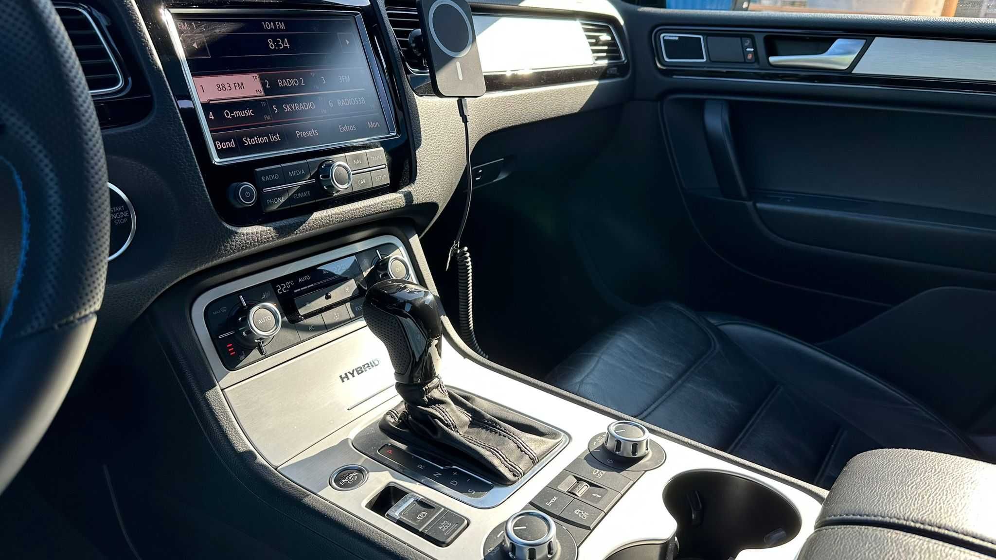 Volkswagen Touareg Hybrid, Variante/Schimburi