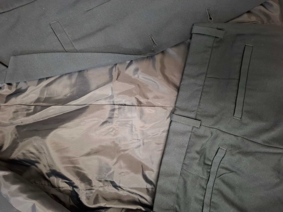 Детски костюм H&M р-р140, ско и панталон р-р 134