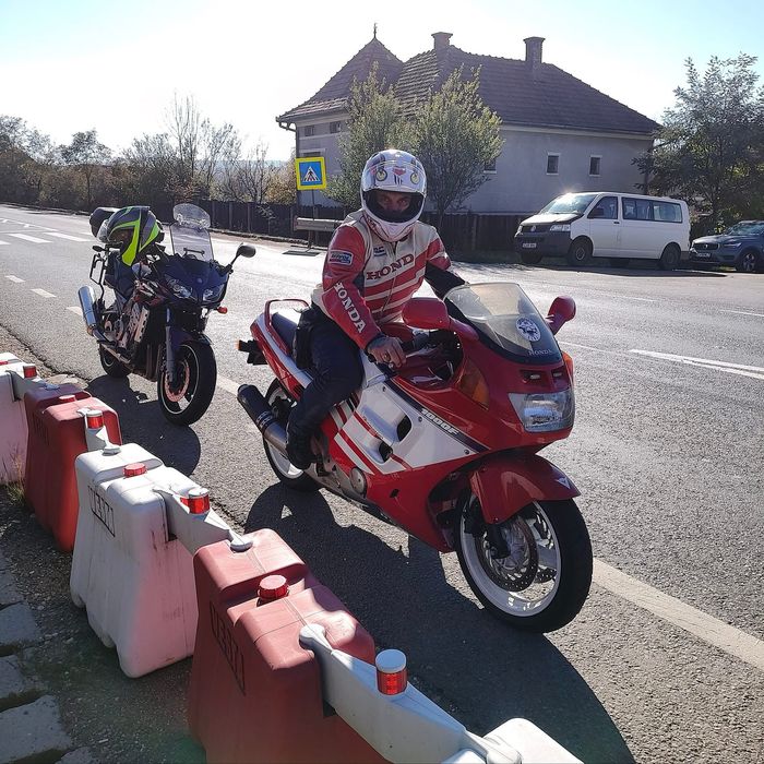Honda cbr1000f hurricane