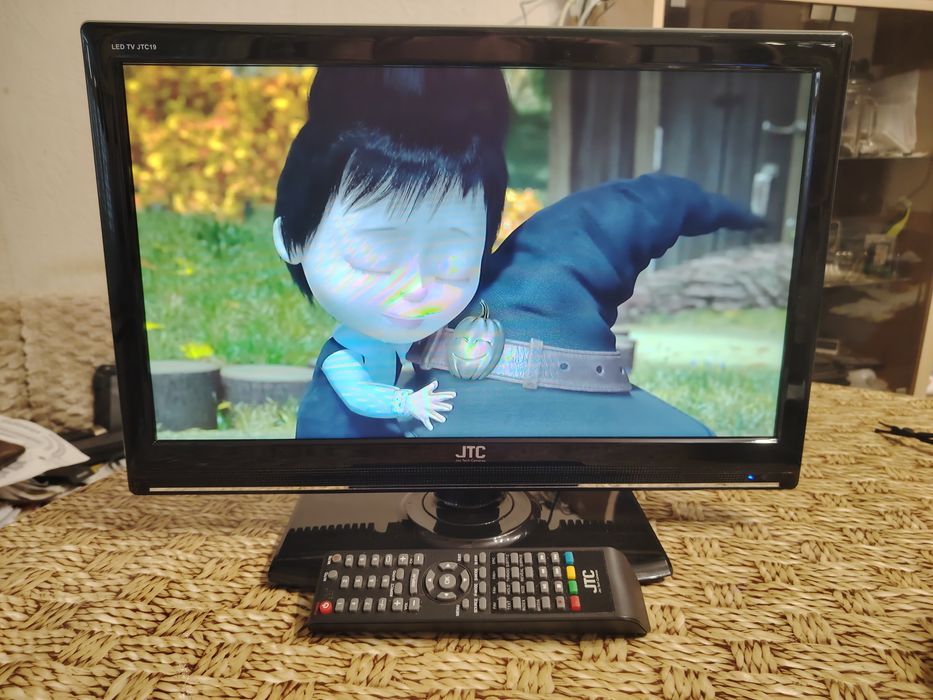 LED TV JTC 18.5" 12v/220v