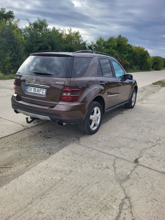 Vând  Mercedes ML 320 2008 224 cp
