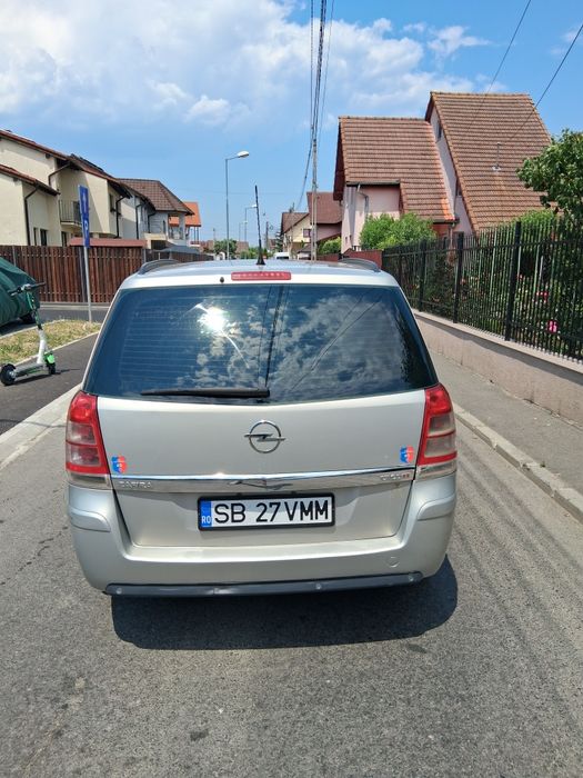 vand opel zafira 2009 motor 1.7 disel 7 locuri