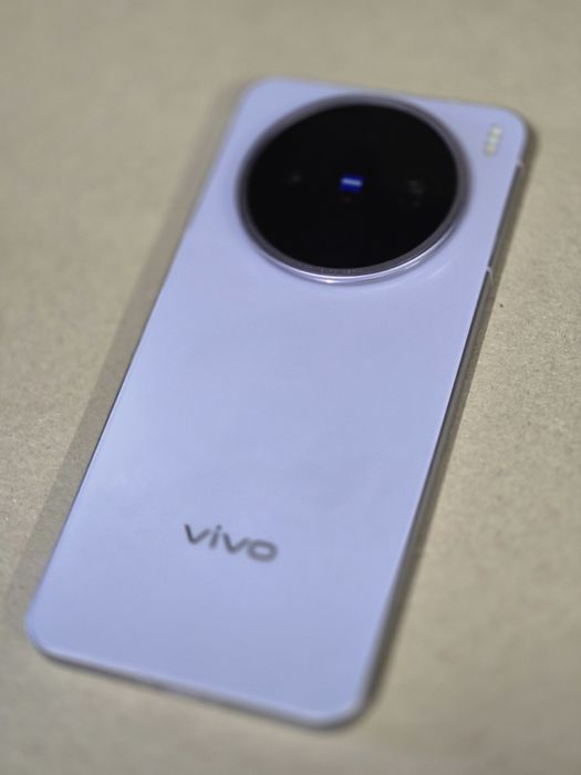 Vand sau Schimb VIVO X200S 5G Impecabil