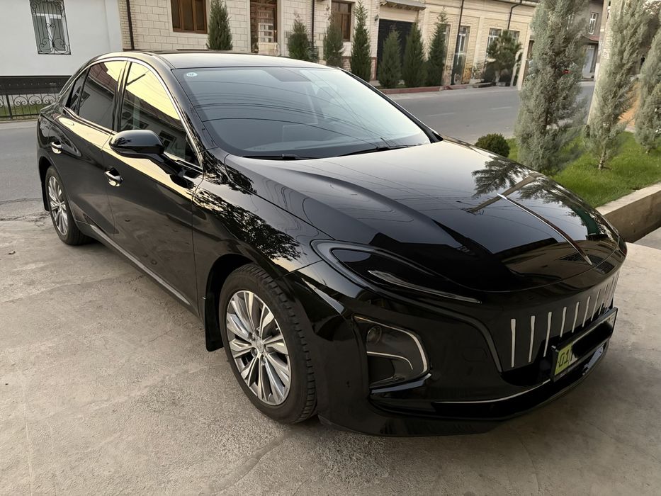 Hongqi eqm5 qora 500 km Kraska toza