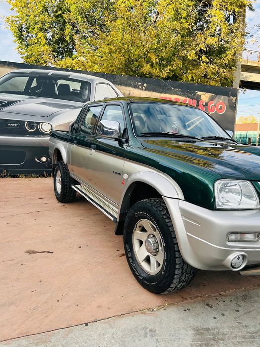 Mitsubishi L200 2005