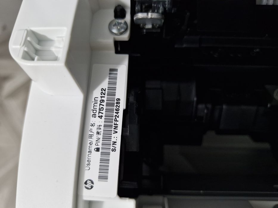 Vând imprimantă HP cu laser