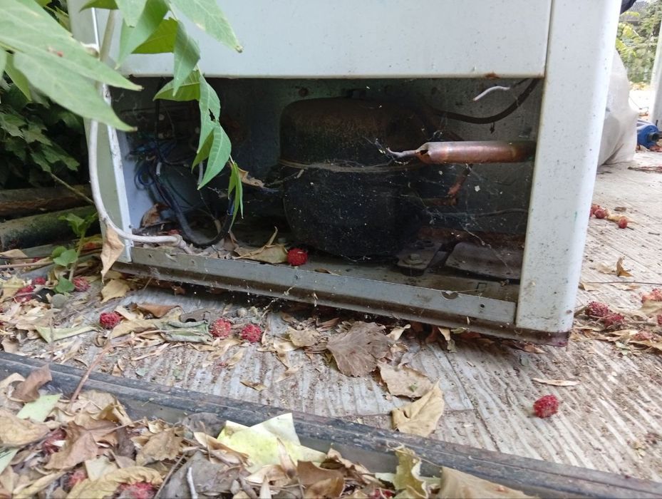 Срочно продаю 3шт Холодильник морозильник мороженое