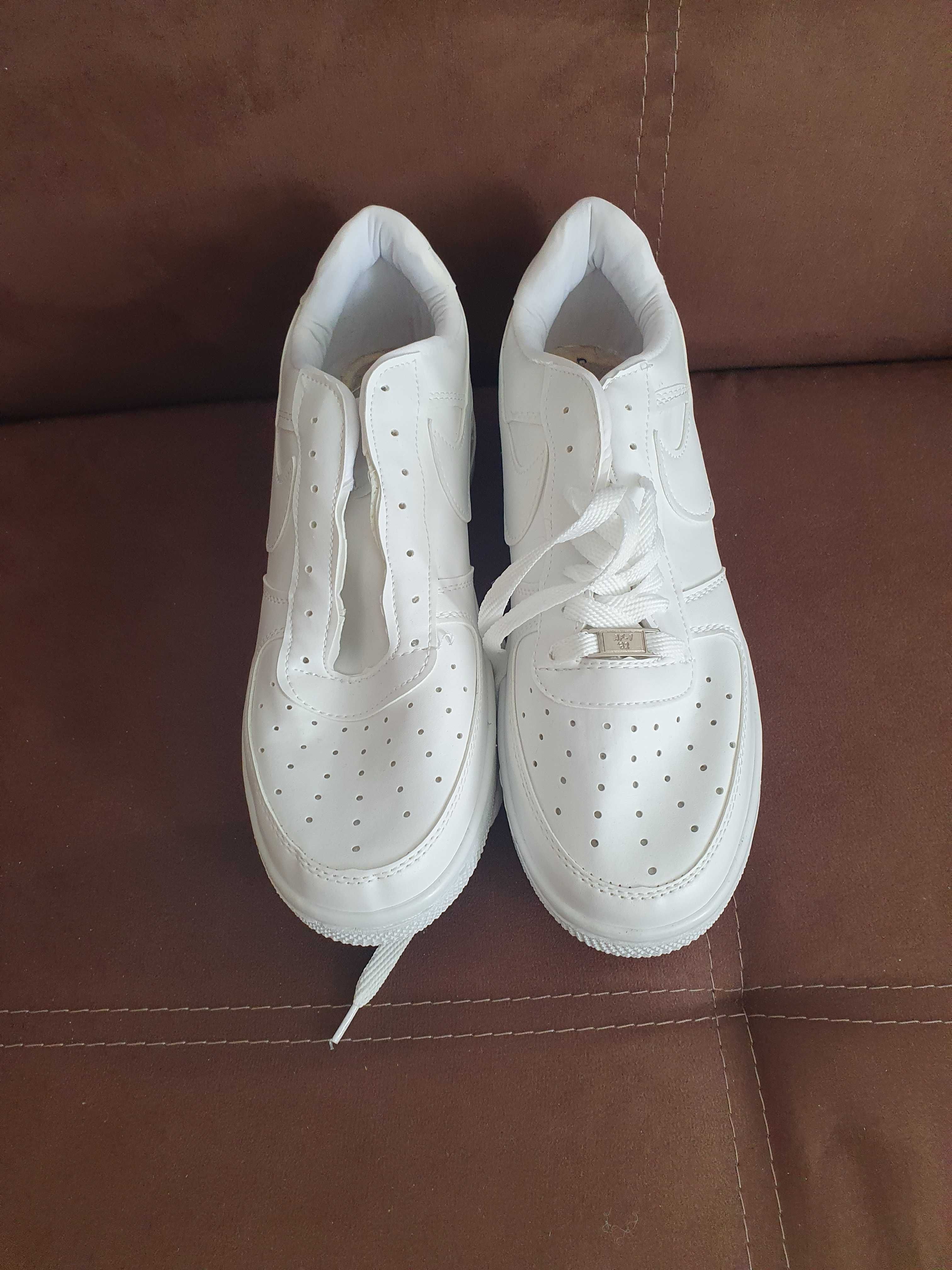 Nike air force 1 white