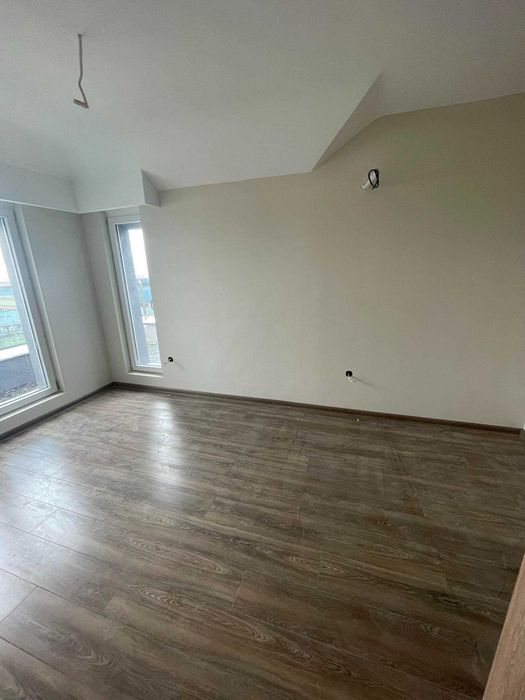 Продава се Двустаен апартамент в Пловдив, Остромила - 83 кв.м за 1400 €/кв.м - Снимка #3