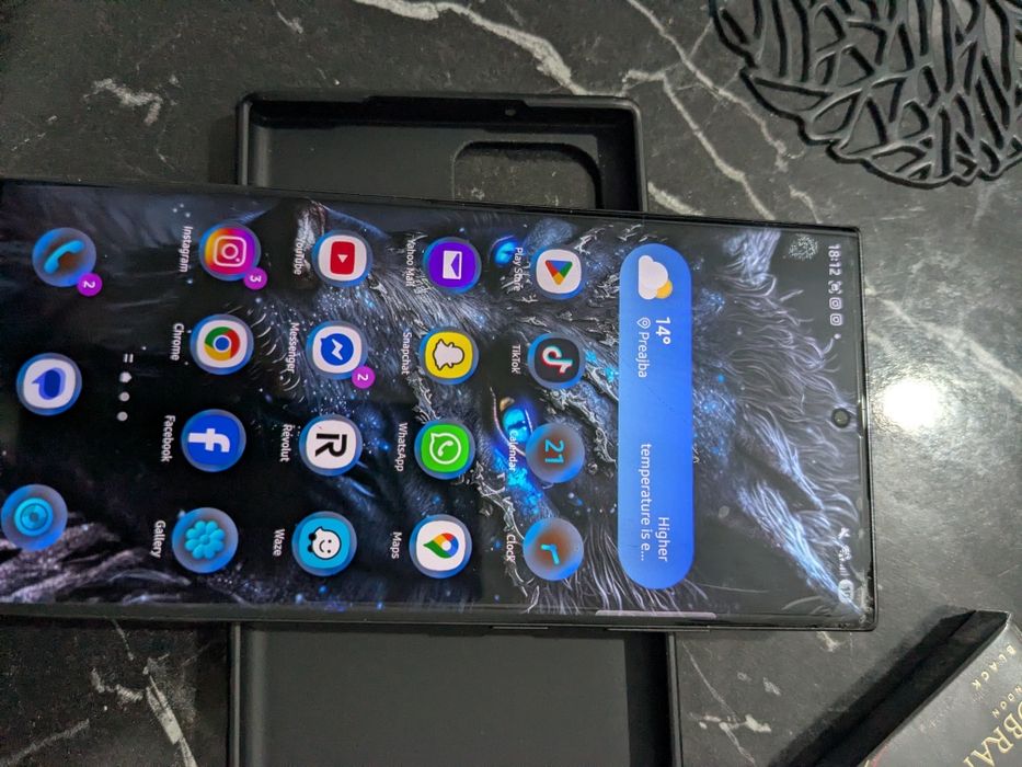 Samsung s23 ultra 256 gb cu ecranul spart dar functional