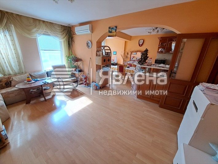 Продава се Двустаен апартамент в Варна, Победа - 90 кв.м за 1610 €/кв.м - Снимка #1