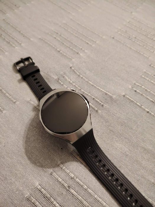 Смарт часовник Huawei Watch 5