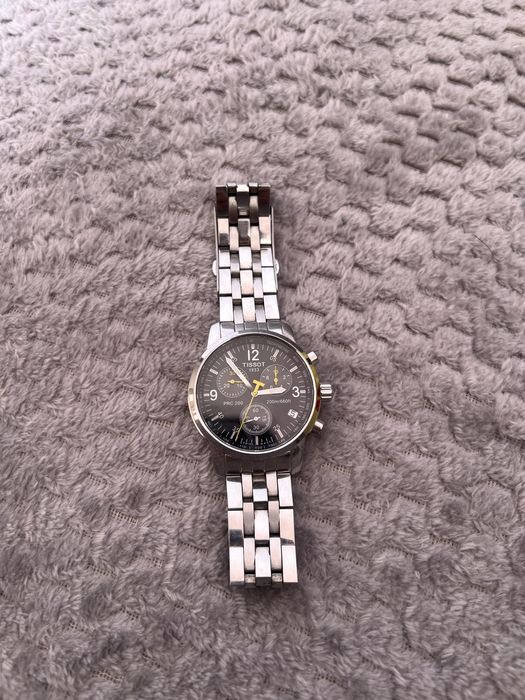 Часовник Tissot prc 200