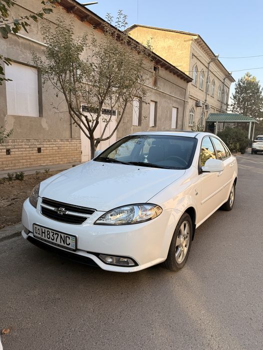 Lacetti 2023 yil oq probeg 32500