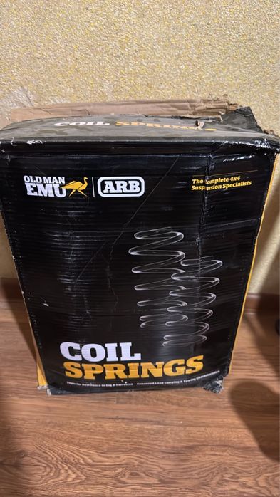 Тайота ландкрузир 200 діктің артқы пружинасы новый