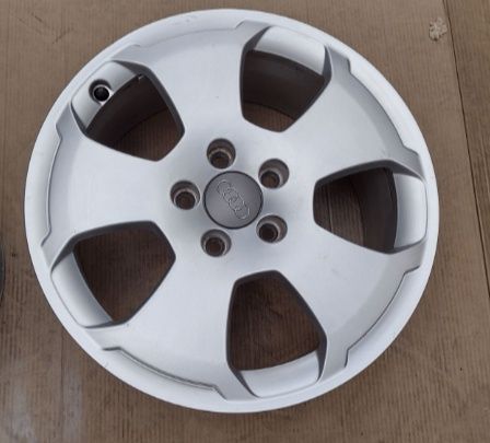 Jante Audi 17 " pt A3 A4 A6 pe R17 inch Impecabile