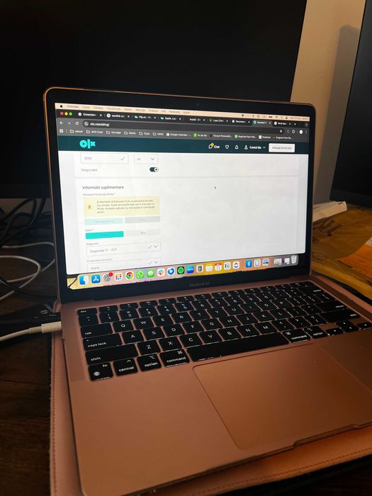 Apple MacBook Air 13″ 2020, M1 8 Cores, 8 GB, 7 core GPU, 256 GB, Gold