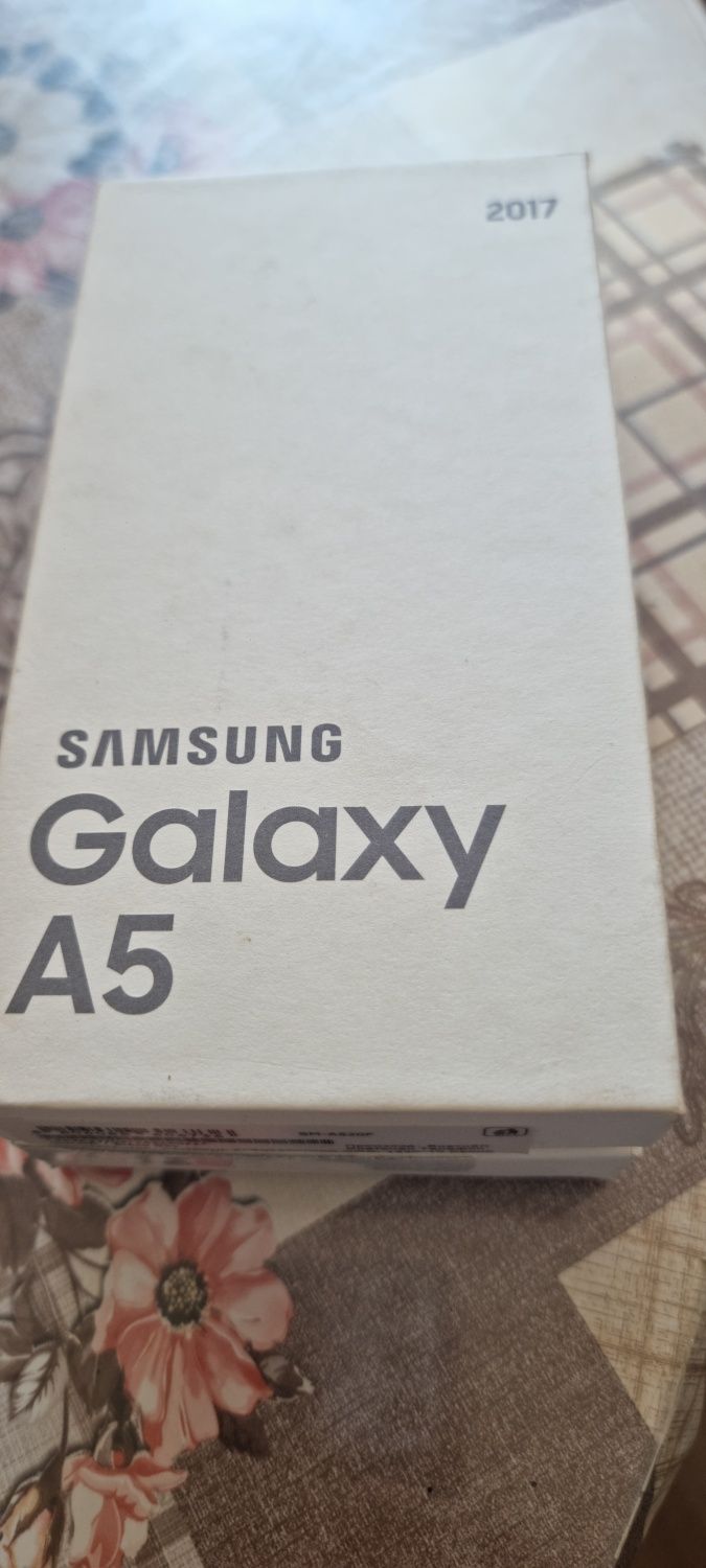 SAMSUNG Galaxy A 5