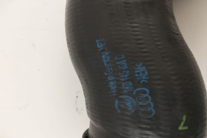 Furtun intercooler  1K0145838D Skoda Octavia a 2-a generatie seria