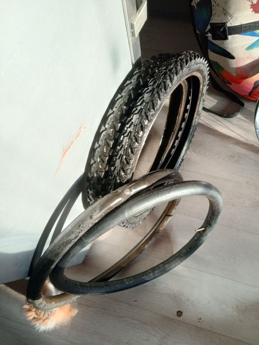 Продам шины на велосипед