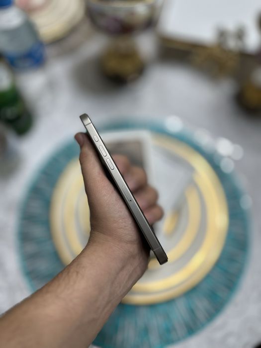 Iphone 15 pro max 90%