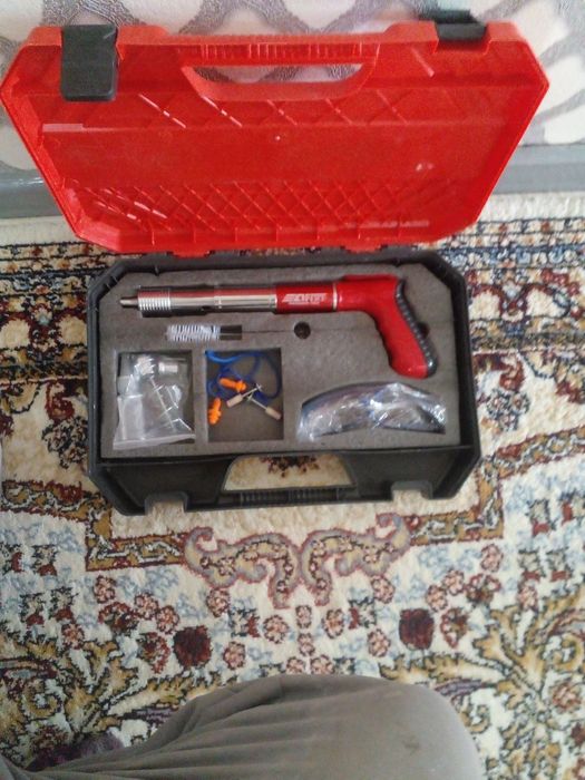 Пневматический монтажный пистолет сатилади