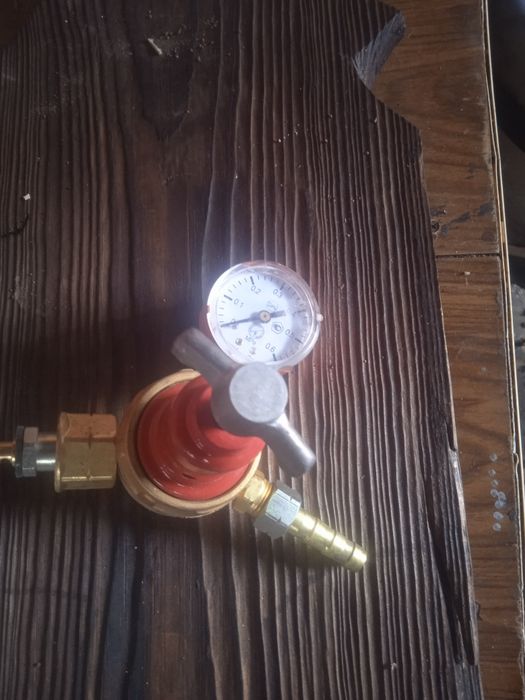 Редуктор газовый